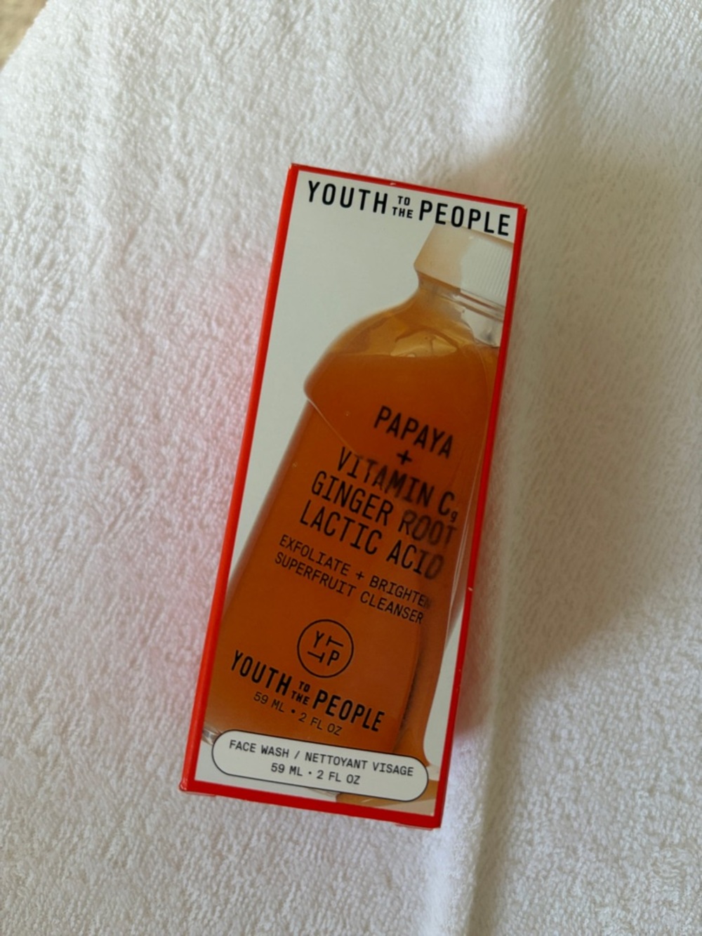 YOUTH TO THE PEOPLE
Superfruit Gentle Exfoliating Cleanser
Vitamin C + Papaya